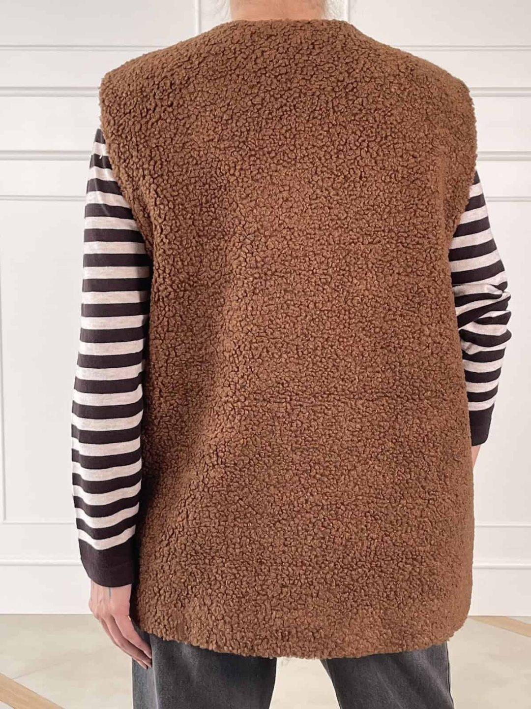 49575