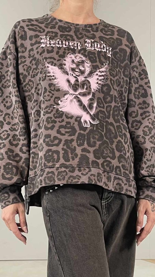 49136